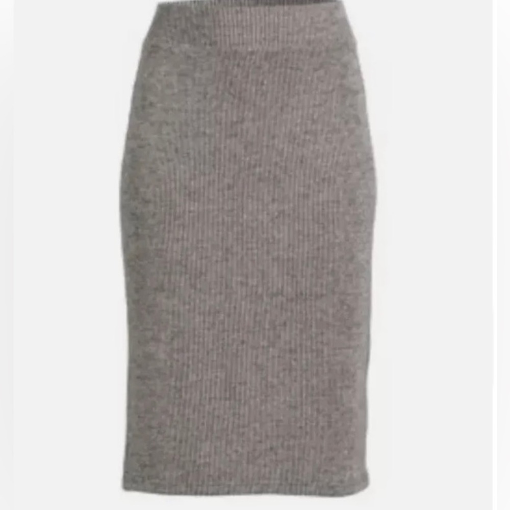 Time and tru mid length grey skirt NWT